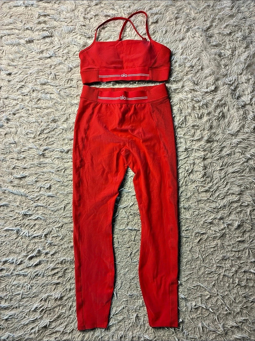 Alo Red Two-Piece Activewear Set Size Small